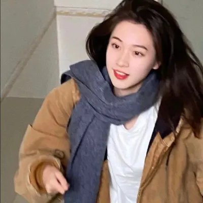 甜蜜寂寞女孩