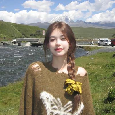总之就是非常可爱～制服～